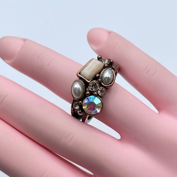 Vintage Unsigned Copper Tone Rhinestone Cat Eye Cluster Ring Band Sz 11 - Picture 3 of 6